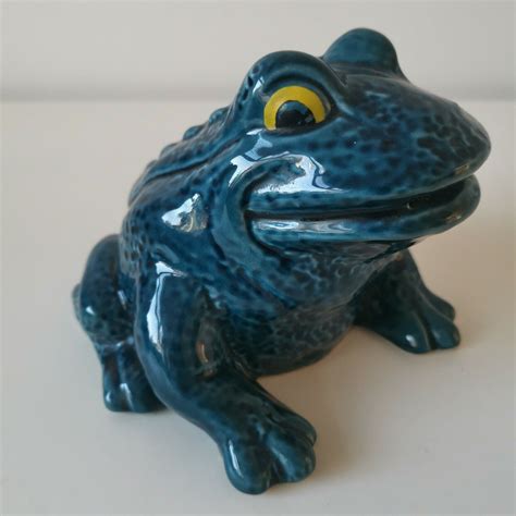 Trentham Toad Frog Money Box Piggy Banks 438 Antiques Board