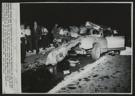 Lot 901 1967 Car Wreck Of Jayne Mansfield Famous Photo Of Smashed