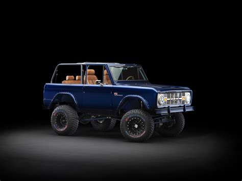 Maxlider Motors Ford Bronco 6x6 Is Coming Next Year
