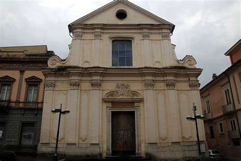 Benevento pericoloso, sappiamo che partita faremo. File:Chiesa di San Bartolomeo (Benevento), facciata 01.jpg - Wikimedia Commons