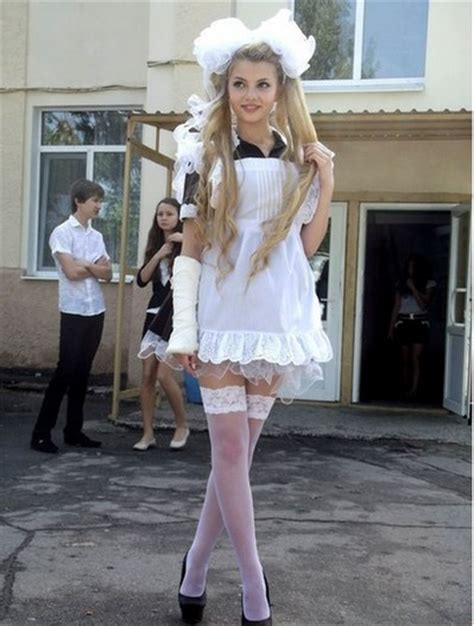 【画像】卒業式の後パンツまでは見せてくれるロシアの女子高生たちがエロ可愛すぎる Fbネタ速報 地下ver