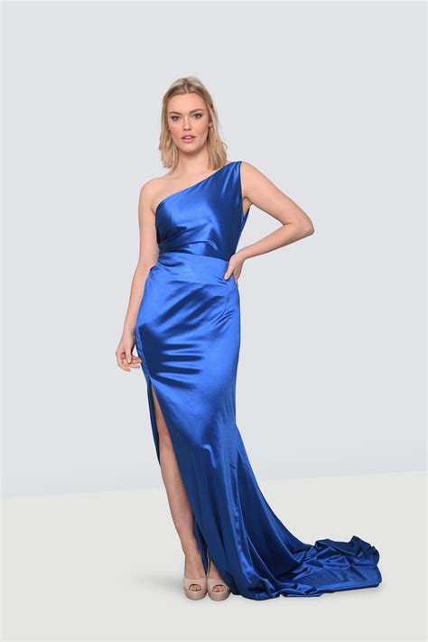 Rent abyss-by-abby Dresses, Bags & Accessories - Designer-24