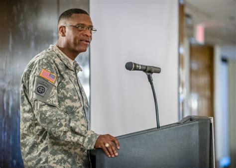 Fort Leonard Woods Top Garrison Noncommissioned Officer Speaks At