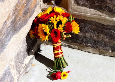 Related searches for red yellow rose bouquets: fall wedding sunflower red roses-bouquet | Wedding Ideas ...