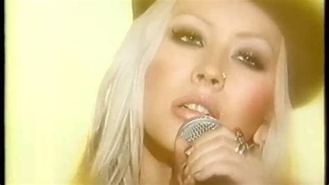 Christina Aguilera Beautiful Video Live Youtube
