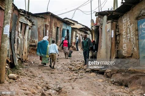 Life In The Kibera Slum In Nairobi Photos And Premium High Res Pictures