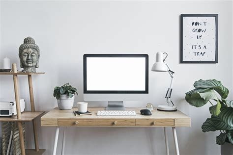 Things To Put On Office Desks To Stay Productive And Motivated Home