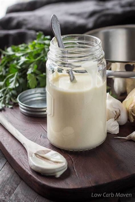 Alfredo sauce with cream cheese is an easy dinner that everyone loves! 3 Low Carb Keto Alfredo Sauce Recipes: Keeping It Simple ...