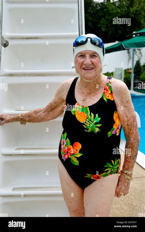 Granny Swimming Telegraph