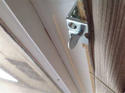 Each type of window covering has its own type of mounting hardware and therefore removing them will be different. Bracket for a Roman Shade | ThriftyFun