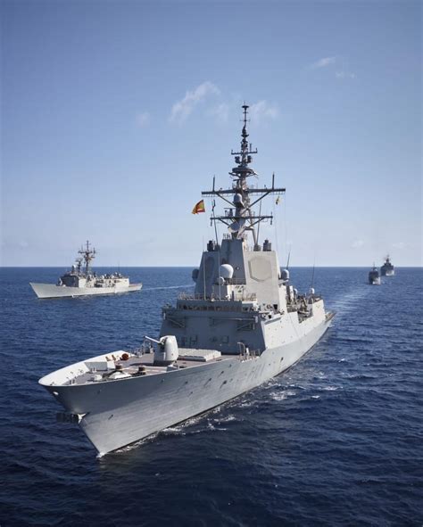 armada española la fragata española f 104 méndez núñez hace escala en el puerto de casablanca