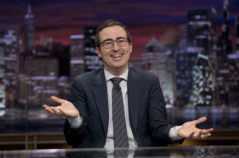 John Oliver Sells Out Of ‘make Donald Drumpf Again Caps The New York