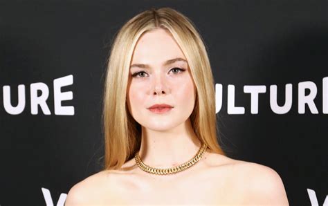 elle fanning is unrecognizable as michelle carter in first photos from ‘the girl from plainville