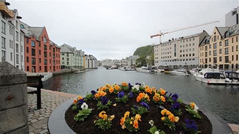 Walking Tour Of Ålesund Norway Disney Cruise Line