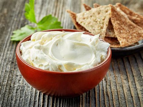 16 Types Of Cream Cheese That Go Beyond Delicious 2023