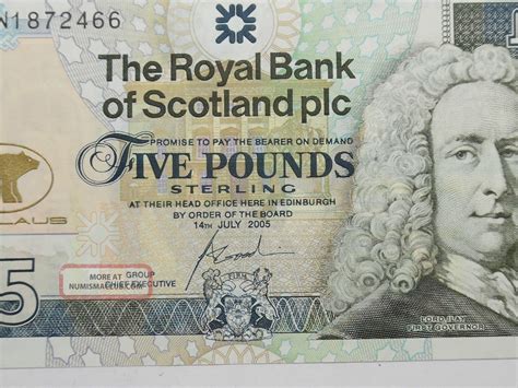 Naast het merk royal bank of scotland voert het nog enkele andere namen, zoals natwest, tesco personal finance en citizens financial group. 2005 Royal Bank Of Scotland 5 Pound Jack Nicklaus ...