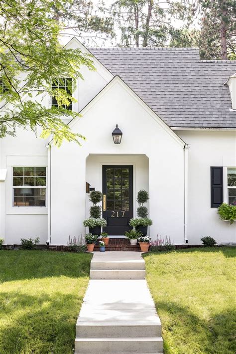 Before And After Minneapolis Bungalow Exterior Bria Hammel Interiors