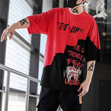 camiseta streetwear masculina estampada color block com estilo hip hop moderno casual macia