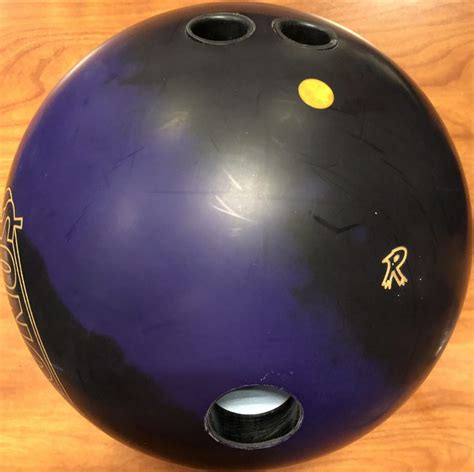 The next famous bowling ball on our list is the ebonite maxim bowling ball. Radical Bonus Bowling Ball Review | Tamer Bowling