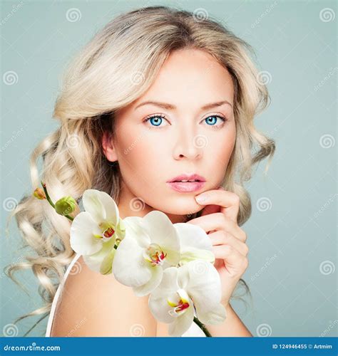 Beautiful Blonde Woman With Healthy Skin Wavy Hair Stock Image Image