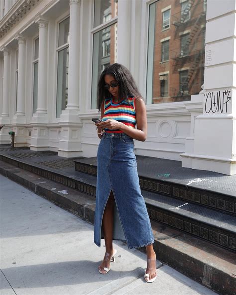5 Cute Long Denim Skirt Outfits That Are On Trend Who What Wear Uk