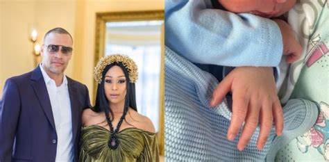 The news was announced by minnie dlamini jones on her social media platforms on saturday morning in which she also shared a picture of her baby bump glared in a traditional outfit. Minnie Dlamini & Quinton Jones' Baby Boy is Here! Welcome ...