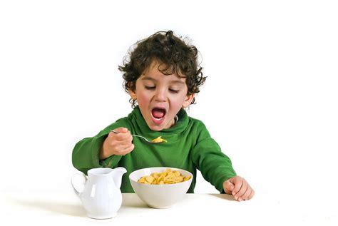 Kid Eating Cereals Psiholog Clinician