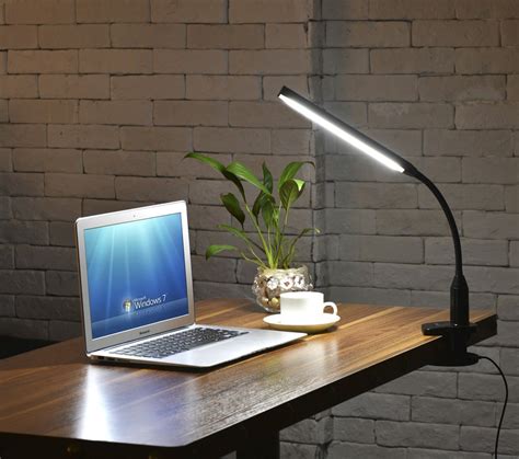 Desktop lighter is a very simple application that allows you to quickly adjust the brightness of your screen. Features Of The Best Desk Lamps For Computer Work - Best ...