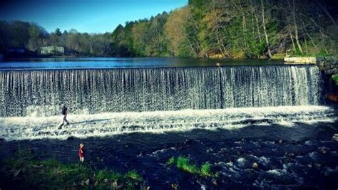 Waterfall In Stafford Springs Ct Waterfall Natural Landmarks Lake