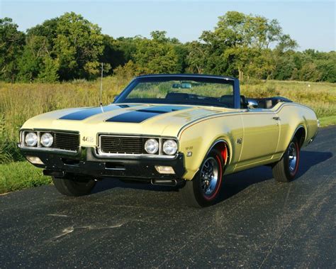 1969 Olds 442 W30 4 Speed Ken Nagels Classic Cars