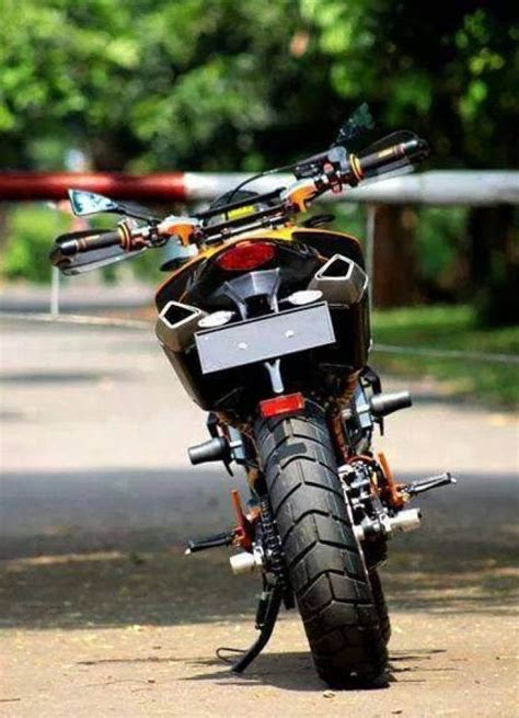 While the motorcycle retains its underbelly exhaust. KTM Duke 200 / 390 recommended modifications | Ktm duke ...