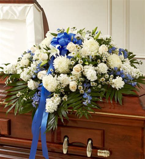 Order beautiful casket sprays & casket flowers from teleflora. Funeral Casket Flowers Denver, Funeral Casket Flowers ...
