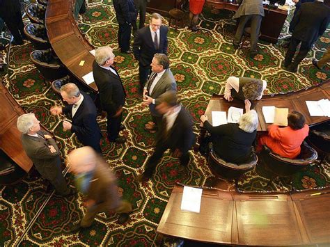 vermont senate passes immigration bill in 30 0 vote vermont public radio
