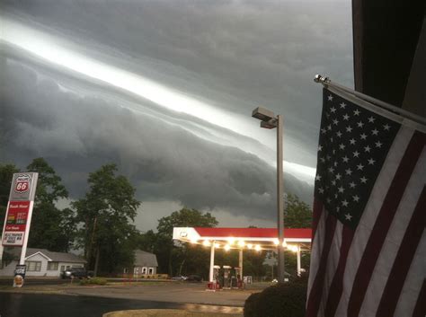 What causes a derecho storm? What Is a Derecho? | NOAA SciJinks - All About Weather