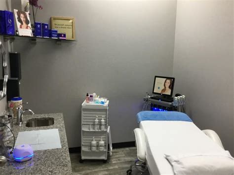 Hydrafacials The Perfect Retreat For Your Face Revive Medical Spa Medical Spa