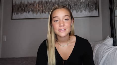 Tiktok Olivia Pontons Video With 6ix9ine Leaves Fans “uncomfortable”