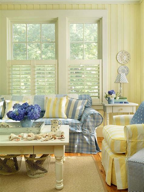 25 Cheery Ways To Decorate With Yellow Accessories Yellow Living Room
