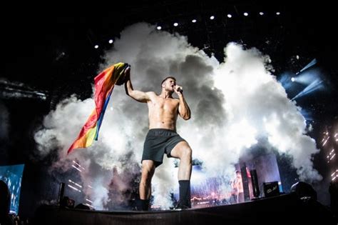 The event took place in malawati stadium, shah alam, playing alongside with 5000 fire breathers. Imagine Dragons 2019 live in Italien | LiveNationTv
