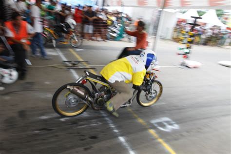 Motor drag race balap drag liar review related images with world speed: Foto gambar motor drag race | Krian-Sidoarjo