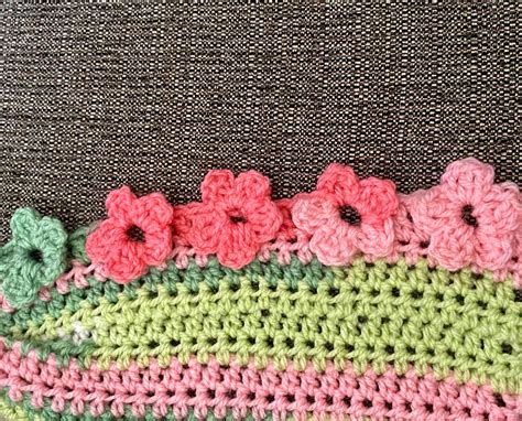 Crochet Baby Blanket With Flowers Etsy