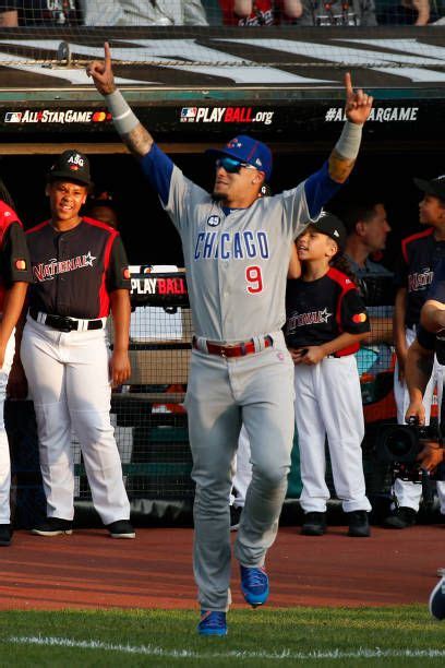 Baez is like a base jumper. Javier Báez 2019 Pictures and Photos - Getty Images in ...
