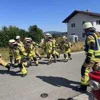 Gruppe Erfolgreich Leistungsabzeichen Abgelegt Freiwillige Feuerwehr