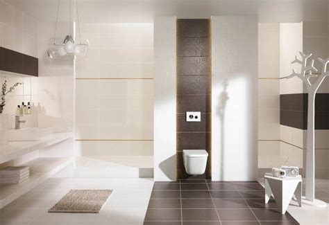 Beige gehört deshalb bei der fliesenwahl mit zu den trendtönen. Badezimmer Fliesen Braun Design von Badezimmer Fliesen ...