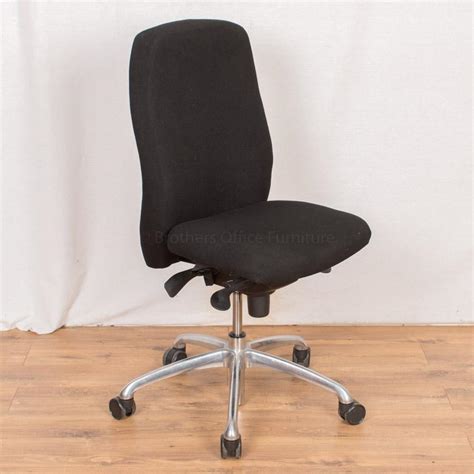 Standing desk chais with no arms for back pain relief. Boss Design Neo Operators Chair - No Arms