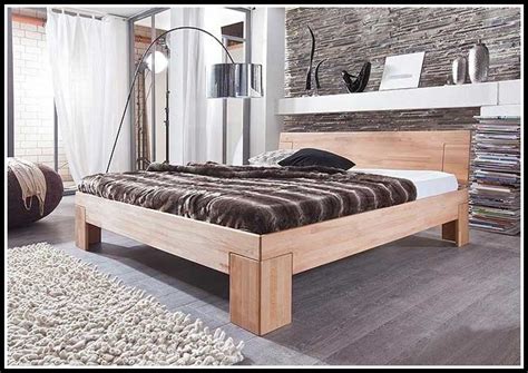 Als einer der fortschrittlichsten matratzenwerkstoffe der welt sorgt dieser für optimalen schlafkomfort. Gunstige Betten Mit Lattenrost Und Matratze 140x200 ...
