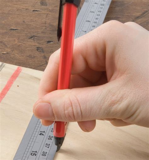 Carpenters Retractable Lead Pencil Lee Valley Tools
