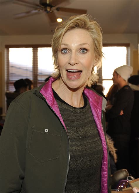 Glee Star Jane Lynch On Her Wreck It Ralph Character Sergeant Calhoun She S Like Me With