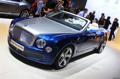 The 2015 bently coupe lineup features four beautiful vehicles. Bentley Grand Convertible Becomes a Coupe, L.A. auto show