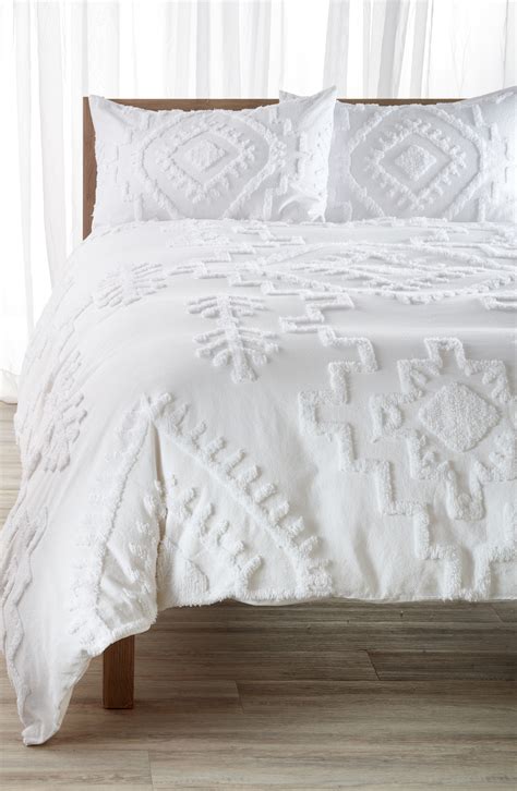 Shop Luxury Bedding White Bedding White Bedspreads