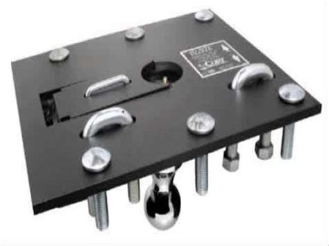 Maybe you would like to learn more about one of these? Curt Manufacturing 61052 Folding Ball Gooseneck Hitch ...